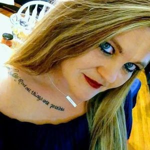 Meet your Posher, Jenny